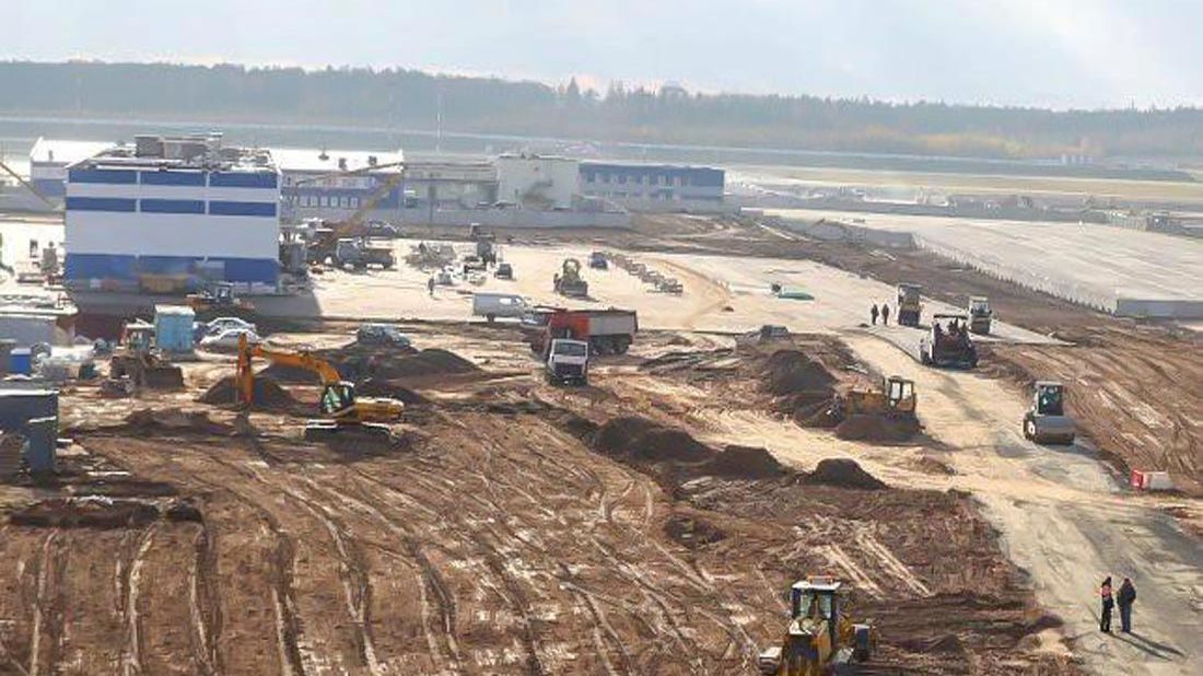 Строительство взлётно-посадочной полосы Национального аэропорта «Минск»